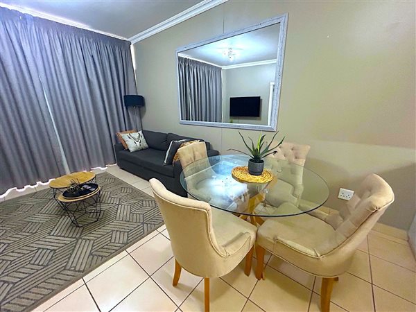 To Let 2 Bedroom Property for Rent in Waterfront Western Cape